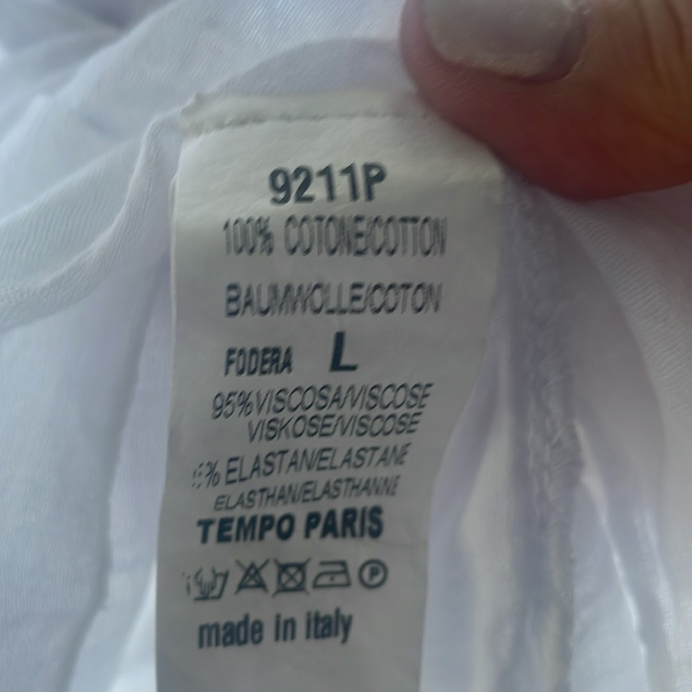 Tempo Paris Romantic White Asymmetrical 3/4 Sleeve Blouse - Picture 4 of 5